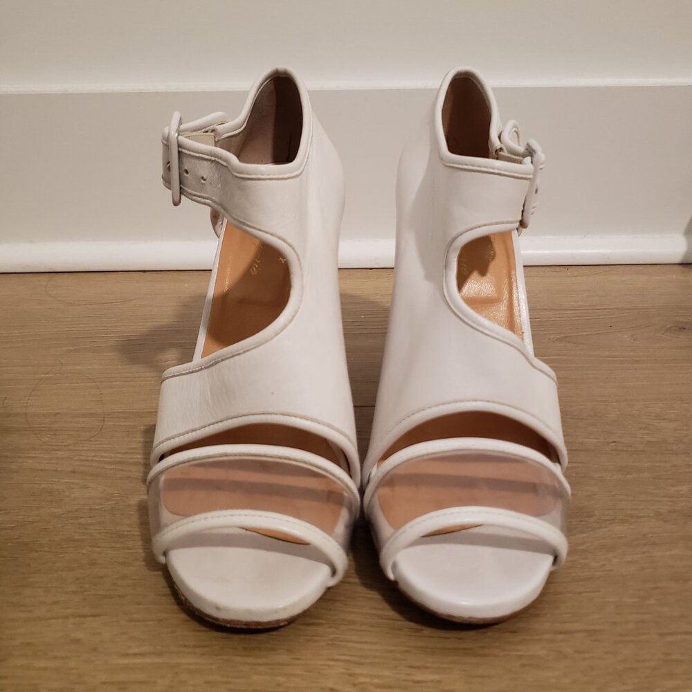 Robert Clergerie White Pumps with Buckle